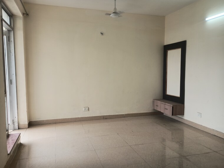 Room, sector 19 dwarka 3 Bedroom 1850 Sq.Ft. Apartment In Sector 19 Dwarka Delhi 9514441