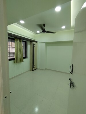 Room in 2 BHK Apartment at Sai Milan, Pimple Gurav – for Rent