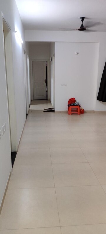 Room in 2 BHK Apartment at Penta Homes, Vip Road – for Rent