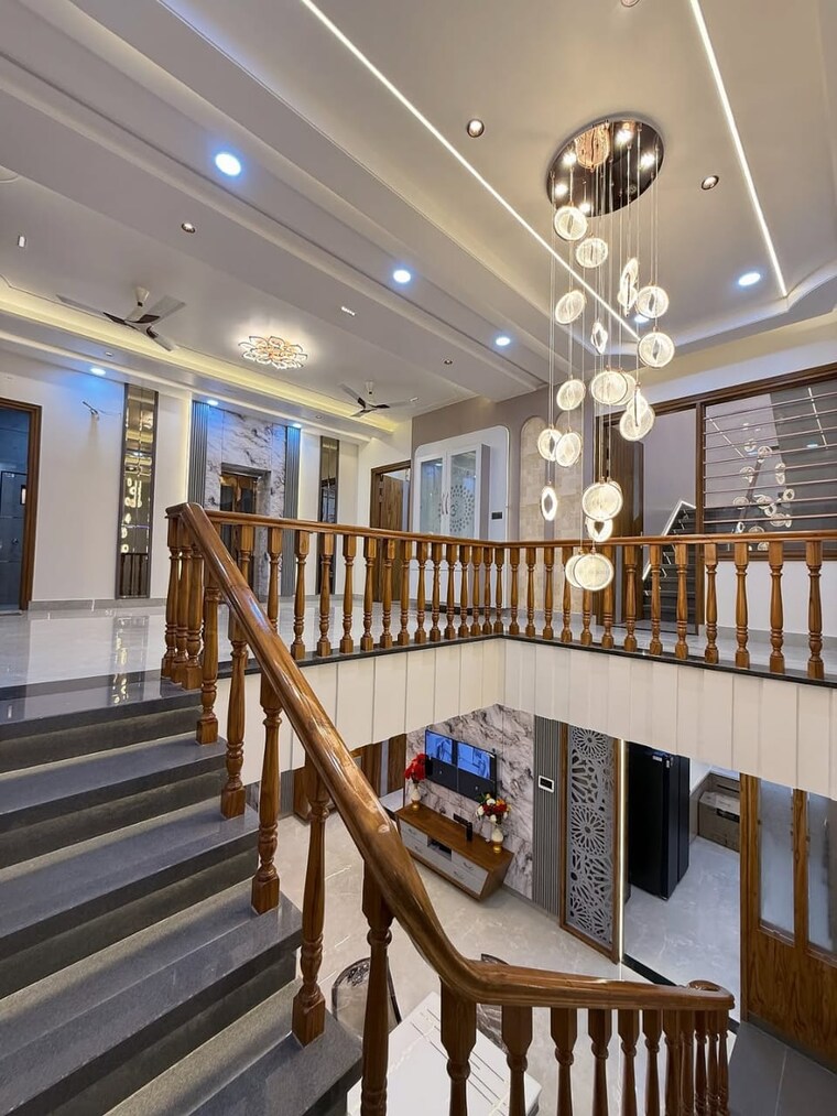 Balcony, civil lines 5 Bedroom 500 Sq.Yd. Villa In Civil Lines Delhi 9514455