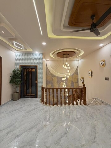 Living Room in 5 BHK Villa at Civil Lines – for Sale