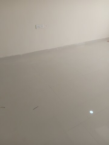 Furnished Amenities in 3 BHK Apartment at Neknampur – for Rent