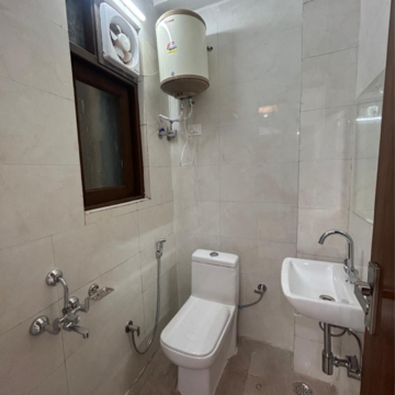Bathroom in 2 BHK Builder Floor at Malviya Nagar – for Rent