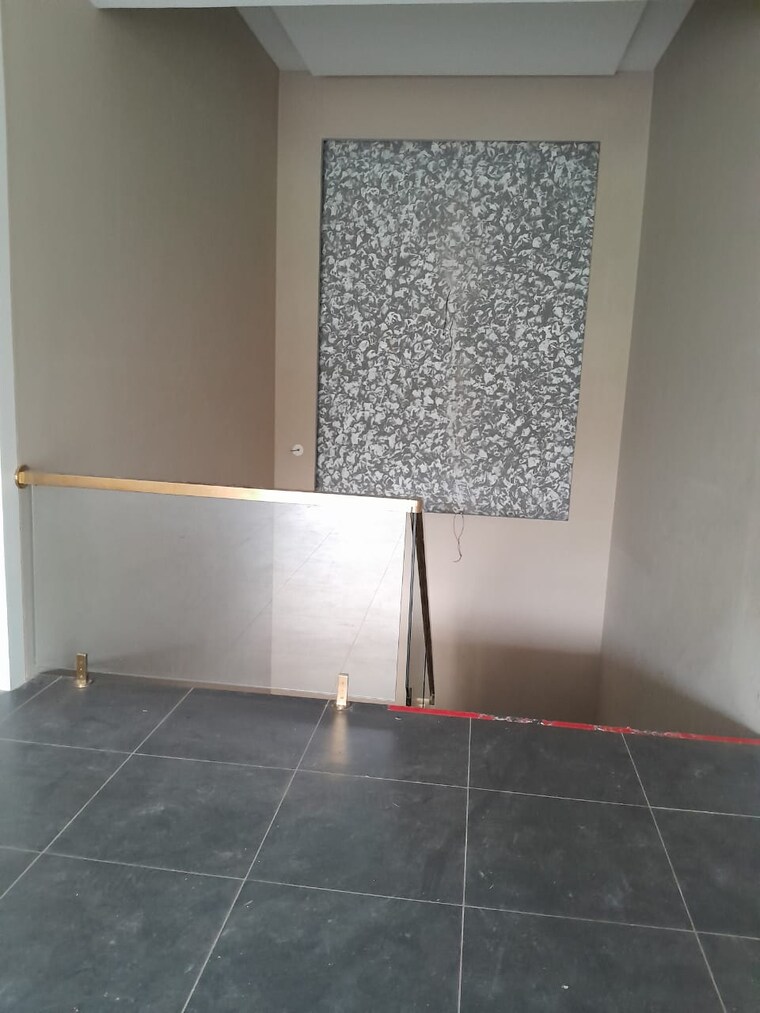 Bathroom, atul-blue-empire Commercial Shop 5951 Sq.Ft. In Kandivali West Mumbai 9514477