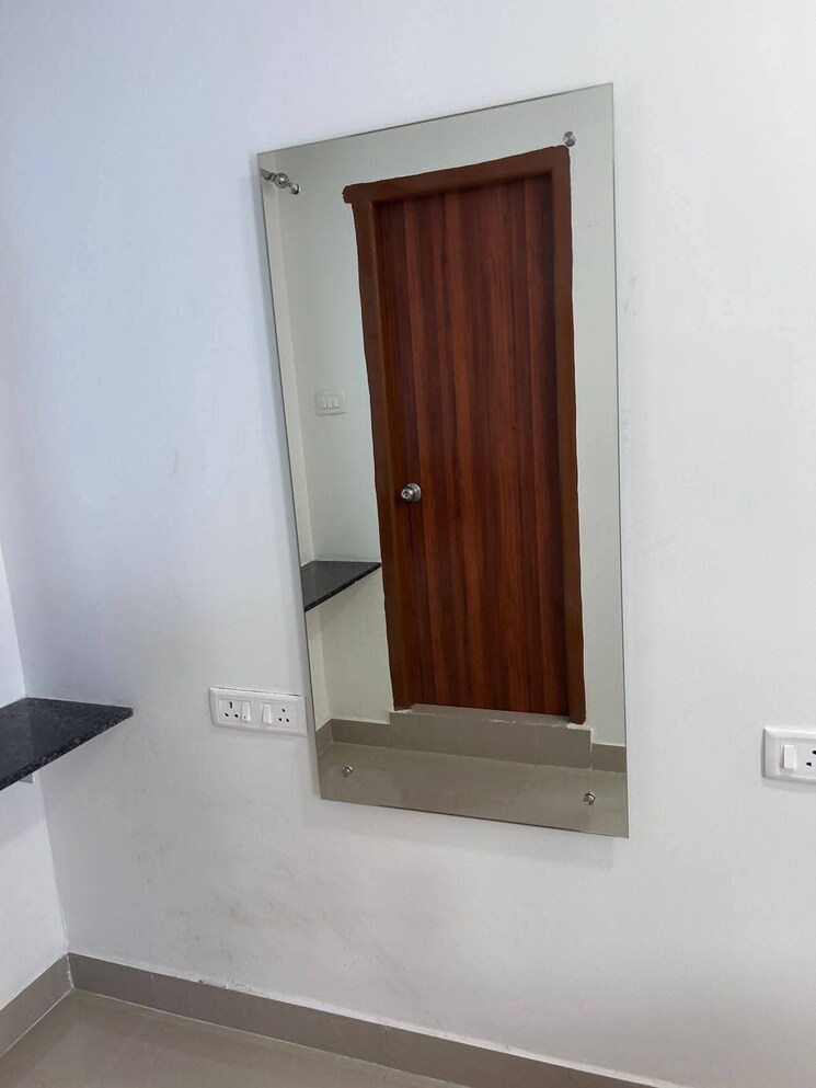 Room, kondapur 1 RK 450 Sq.Ft. Apartment In Kondapur Hyderabad 9514487