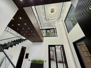 Staircase in 6+ BHK Villa at Civil Lines – for Sale