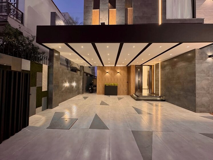 Kitchen, civil lines 6+ Bedroom 850 Sq.Yd. Villa In Civil Lines Delhi 9514497