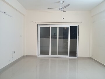 Room in 1 BHK Apartment at Sector 14 Dwarka – for Rent