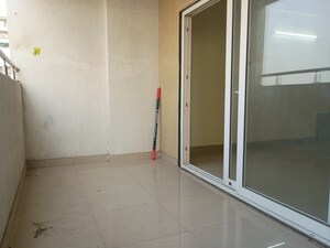 Room in 1 BHK Apartment at Sector 14 Dwarka – for Rent