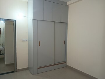 Room in 1 BHK Apartment at Sector 14 Dwarka – for Rent