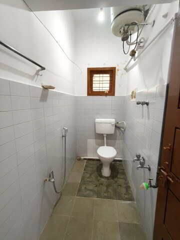 Bathroom in 2 BHK Apartment at Indiranagar – for Rent