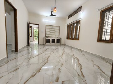 Bedroom in 2 BHK Apartment at Indiranagar – for Rent