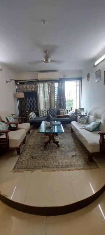Living Room in 2 BHK Apartment at Andheri East – for Rent