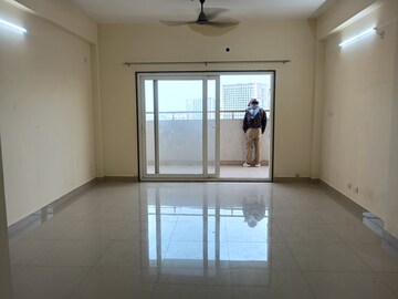 Room in 1 BHK Apartment at Sector 14 Dwarka – for Rent