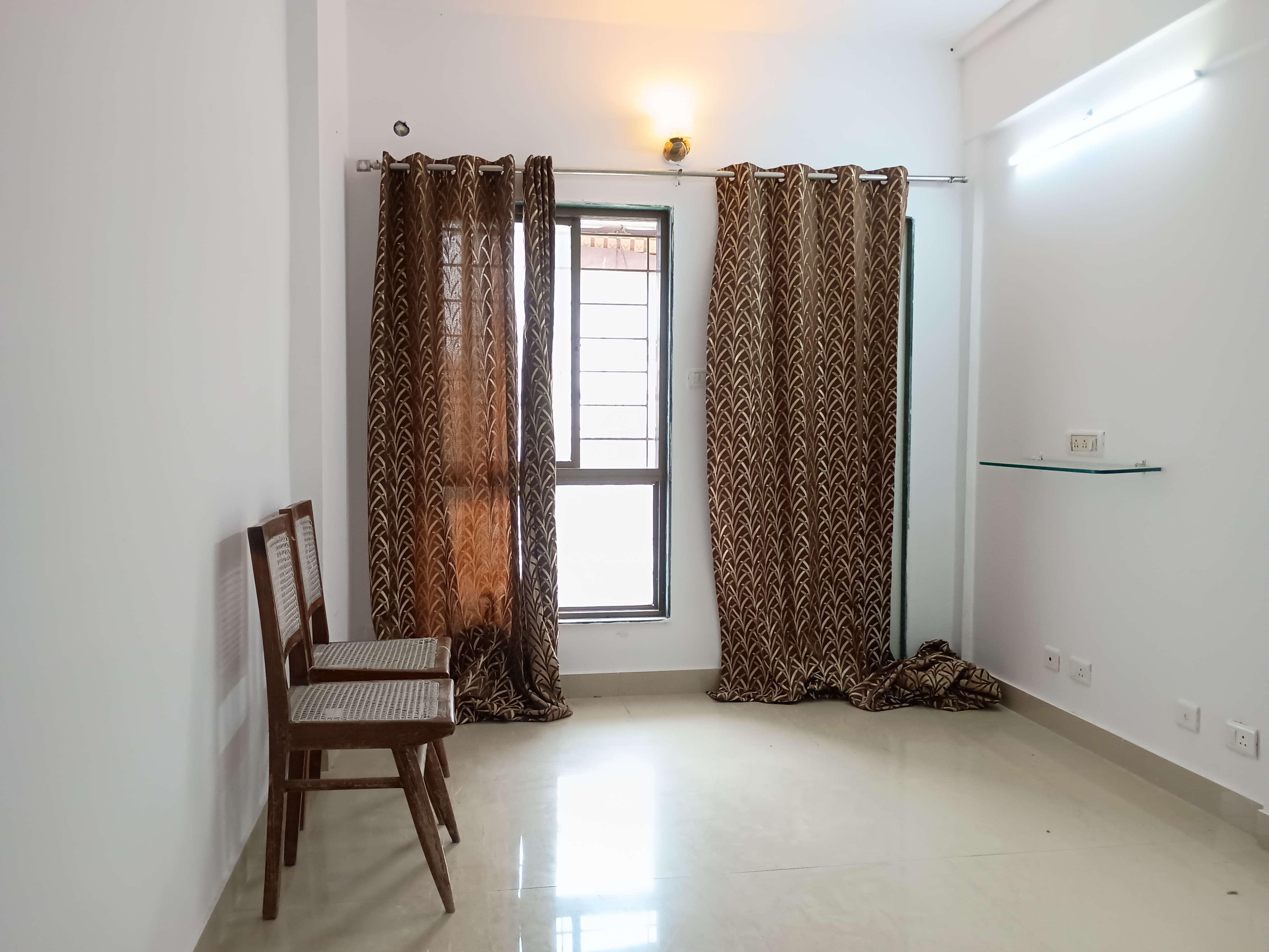 1 BHK Apartment For Rent in Sector 14 Dwarka