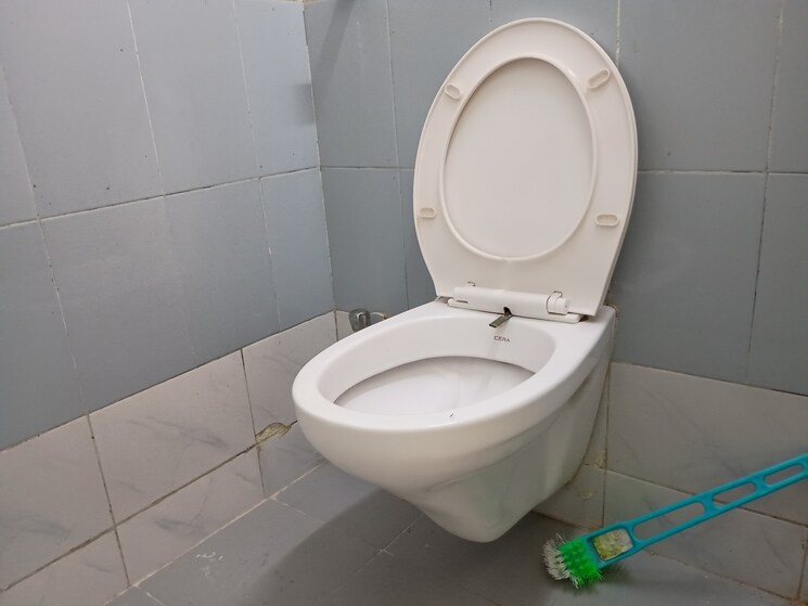 Bathroom, sector 14 dwarka 1 Bedroom 525 Sq.Ft. Apartment In Sector 14 Dwarka Delhi 9514553