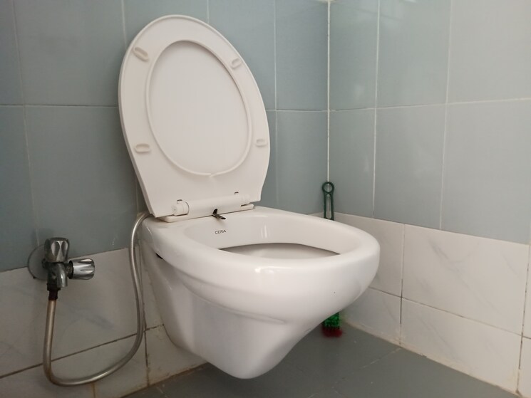 Bathroom, sector 14 dwarka 1 Bedroom 525 Sq.Ft. Apartment In Sector 14 Dwarka Delhi 9514560