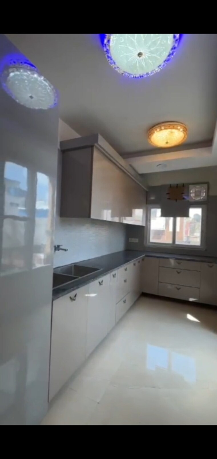 Kitchen, dwarka mor 4 Bedroom 1080 Sq.Ft. Builder Floor In Dwarka Mor Delhi 9514584