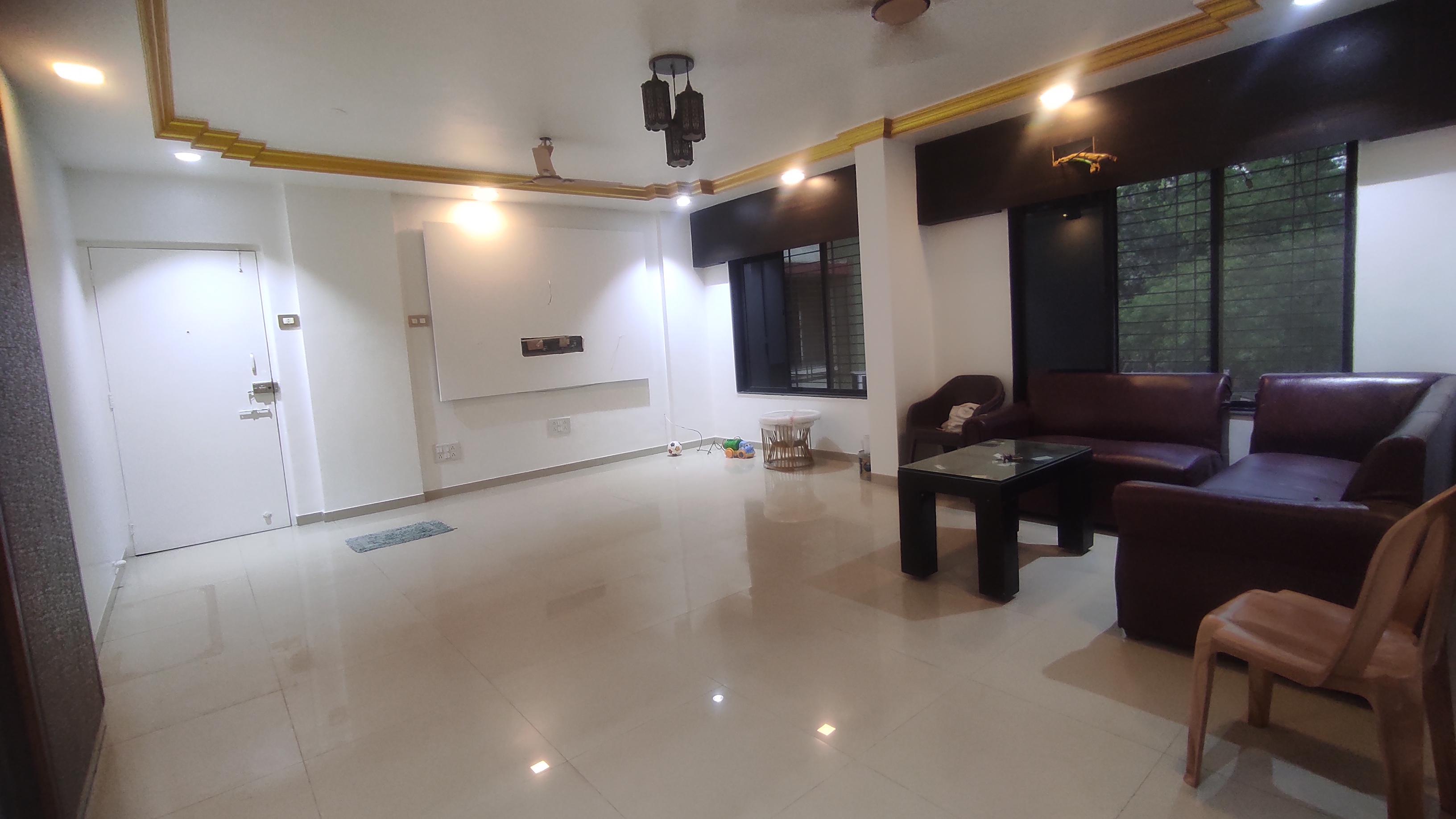 3 BHK + Servant Room Apartment For Sale in Agarwal And Doshi Complex