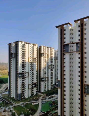 3 BHK Apartment For Sale in Aparna Sarovar Zenith, Nallagandla