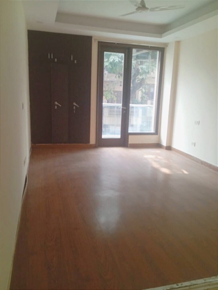Bedroom, greater kailash i 3 Bedroom 2000 Sq.Ft. Builder Floor In Greater Kailash I Delhi 9514622