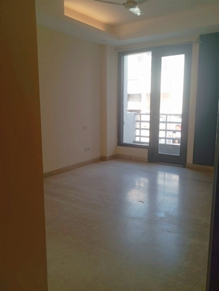 Master Bedroom, greater kailash i 3 Bedroom 2000 Sq.Ft. Builder Floor In Greater Kailash I Delhi 9514622