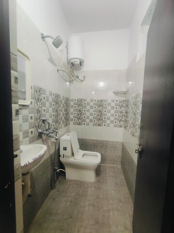 Master Bedroom in 1 BHK Apartment at Kondapur – for Rent