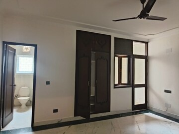 Master Bedroom in 4 BHK Builder Floor at Greater Kailash ii – for Rent
