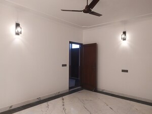 Master Bedroom in 4 BHK Builder Floor at Greater Kailash ii – for Rent