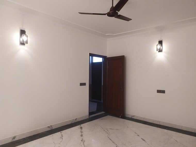 Master Bedroom, greater kailash ii 4 Bedroom 3000 Sq.Ft. Builder Floor In Greater Kailash ii Delhi 9514625