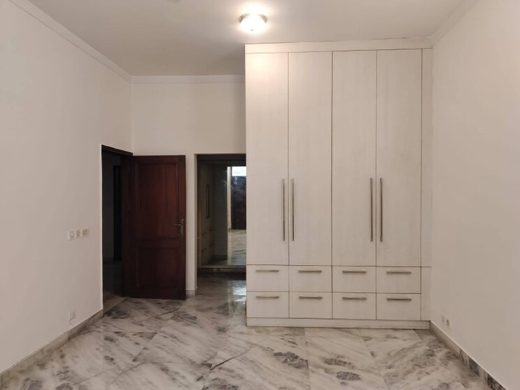 Master Bedroom, greater kailash i 3 Bedroom 2500 Sq.Ft. Builder Floor In Greater Kailash I Delhi 9514630