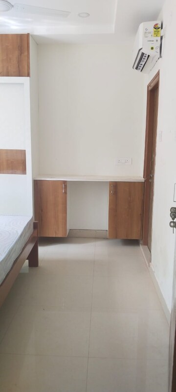 Room in 1 BHK Apartment at Kondapur – for Rent