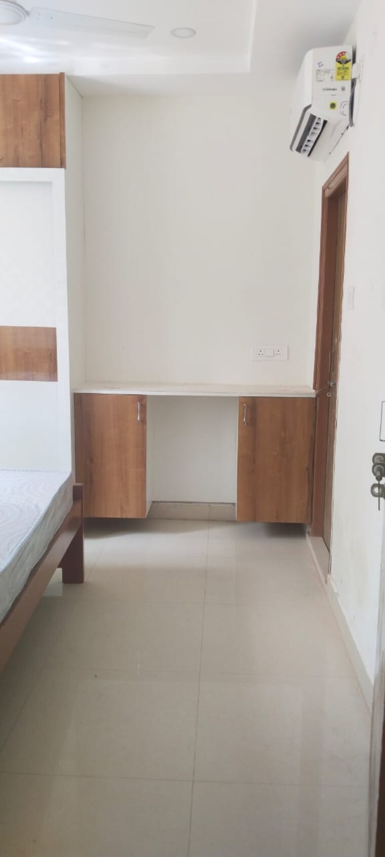 Room, kondapur 1 Bedroom 722 Sq.Ft. Apartment In Kondapur Hyderabad 9514629