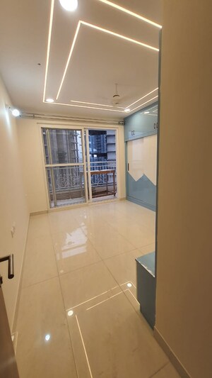 Room in 3 BHK Apartment at Kokapet – for Rent