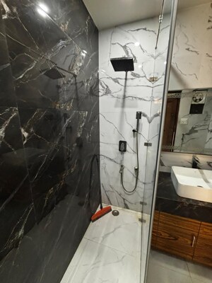 Bathroom in 2 BHK Apartment at RWA Apartments Sector 51, Sector 51 – for Rent