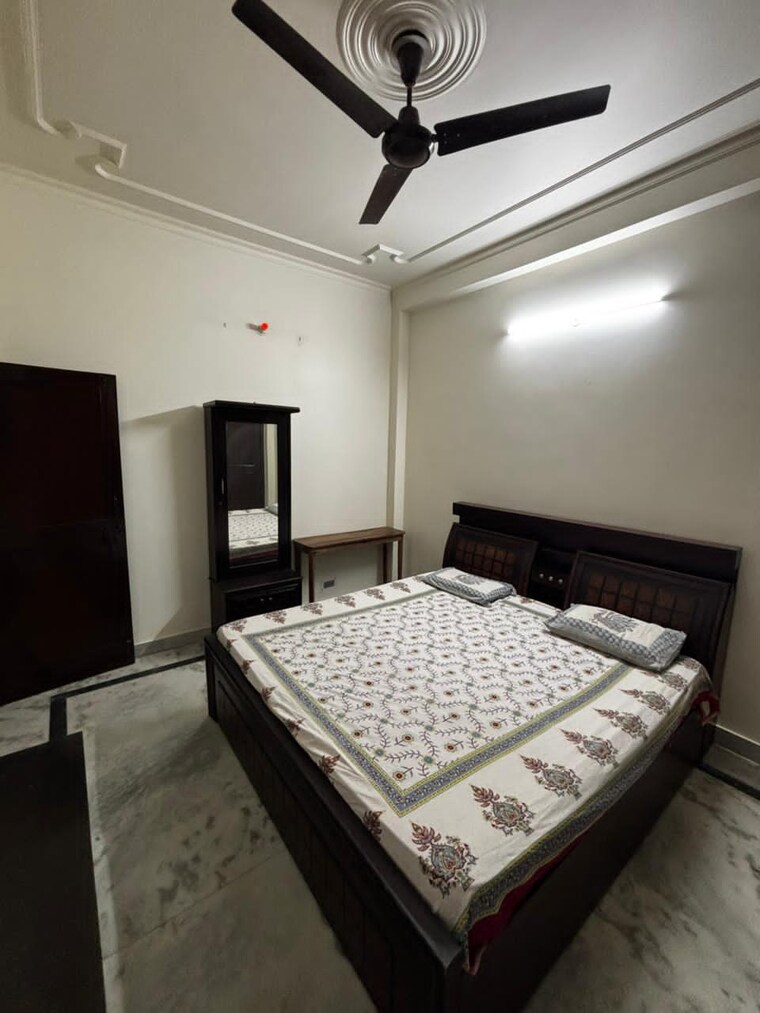Bedroom, rwa-apartments-sector-51 2 Bedroom 1450 Sq.Ft. Apartment In Sector 51 Noida 9514750