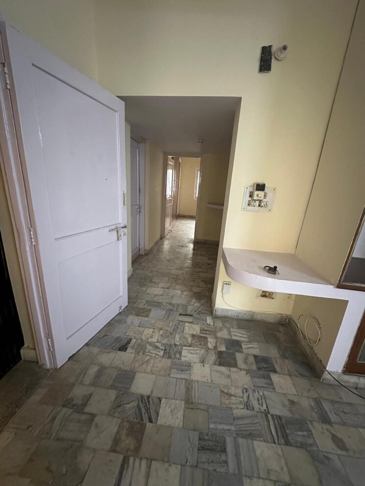 undefined, rwa-apartments-sector-30 2 Bedroom 1370 Sq.Ft. Apartment In Sector 30 Noida 9514757