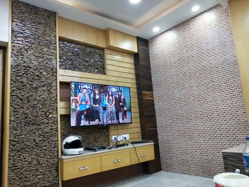 Room in 2 BHK Apartment at Topsia – for Sale