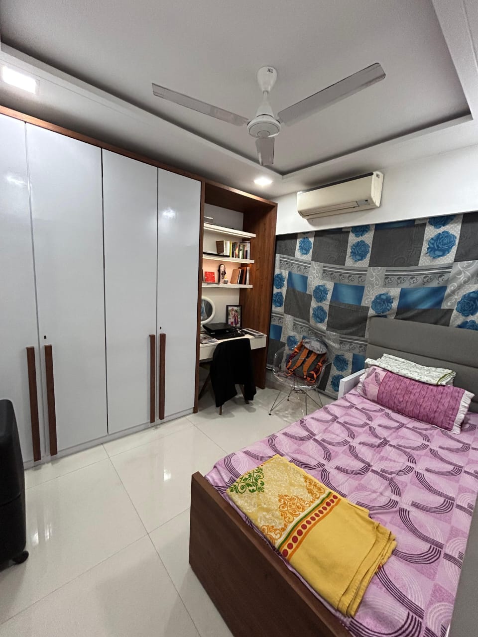 1 Rk+ Pooja Room Apartment For Rent in Ram Niwas Govandi