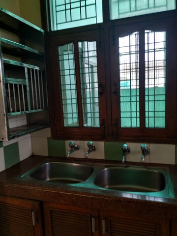 Bedroom in 2 BHK Builder Floor at Sector 15 – for Rent