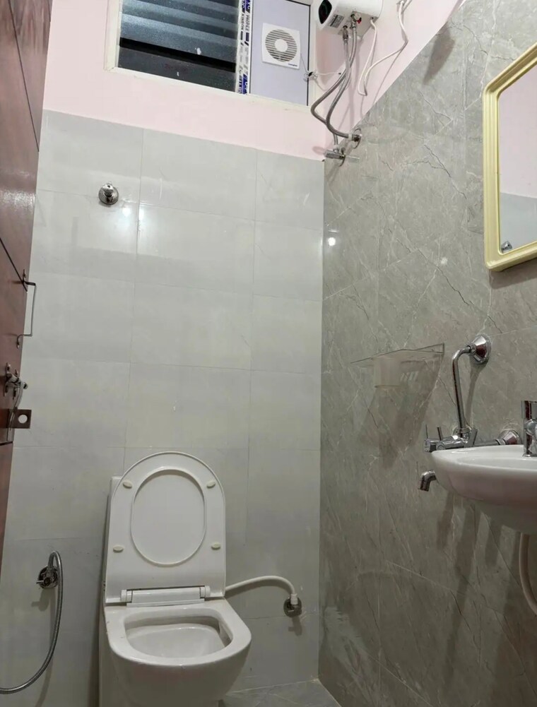 Bathroom, raghavendra colony 1 Bedroom 744 Sq.Ft. Apartment In Raghavendra Colony Hyderabad 9514817