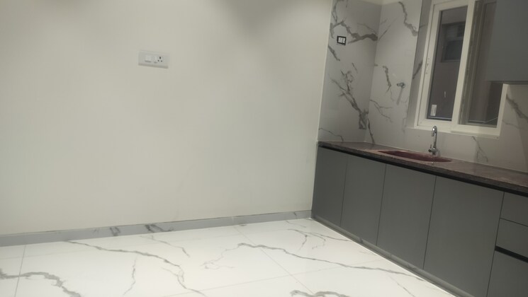 Room, jubilee hills 3 Bedroom 3500 Sq.Ft. Builder Floor In Jubilee Hills Hyderabad 9514818