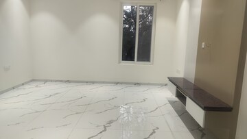 Room in 3 BHK Builder Floor at Jubilee Hills – for Rent