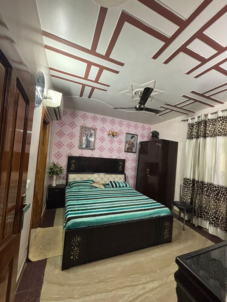 Bedroom, sector 38 2 Bedroom 1500 Sq.Ft. Builder Floor In Sector 38 Gurgaon 9514848