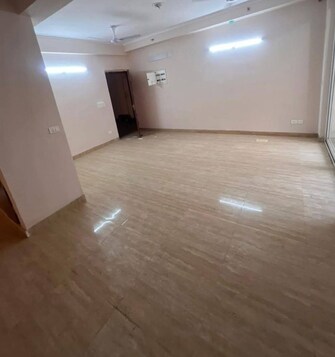 3 BHK 1595 Sq.Ft. Apartment in Amrapali Golf Homes