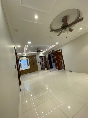 Furnished Amenities in 3 BHK Builder Floor at Parklands, Sector 85 – for Sale