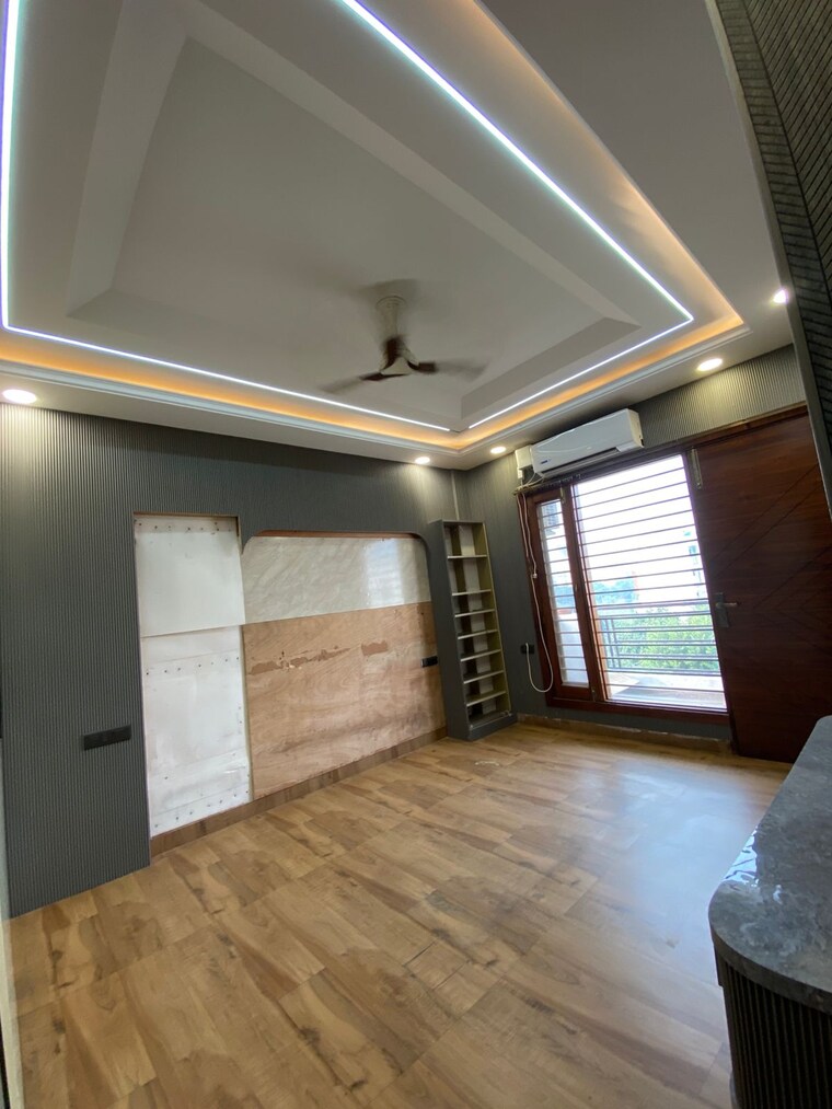 Kitchen, parklands 3 Bedroom 250 Sq.Yd. Builder Floor In Sector 85 Faridabad 9514853