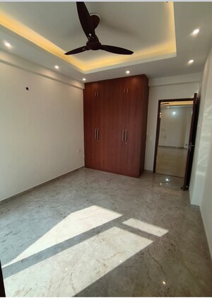 3.5 BHK Apartment For Rent in Surya Aastha Greens, Sector 4 Greater Noida