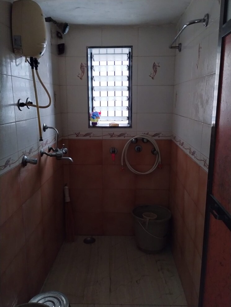 Bathroom, dombivli east 1 Bedroom 560 Sq.Ft. Apartment In Dombivli East Thane 9514856