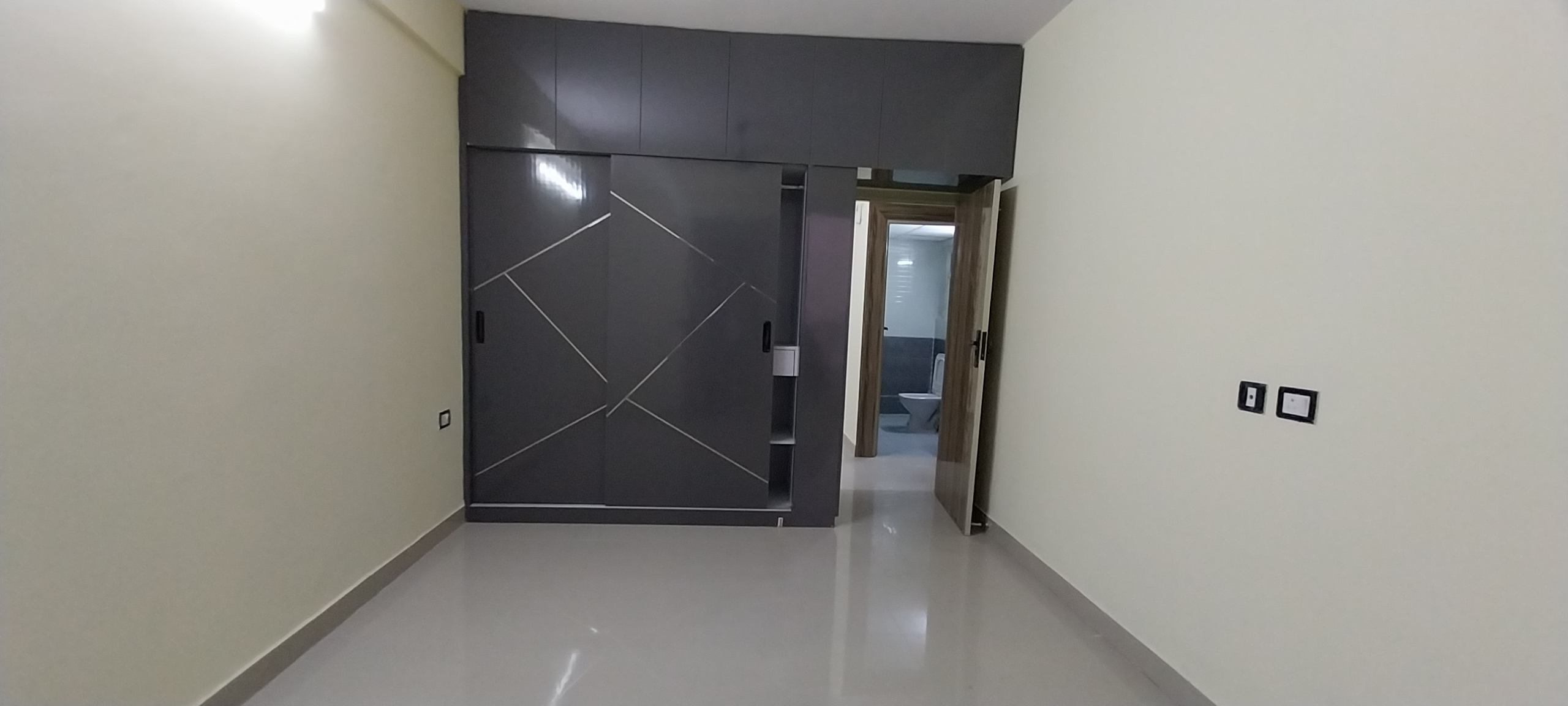 2 BHK + Extra Room 645 Sq.Ft. Apartment in ROF Alante